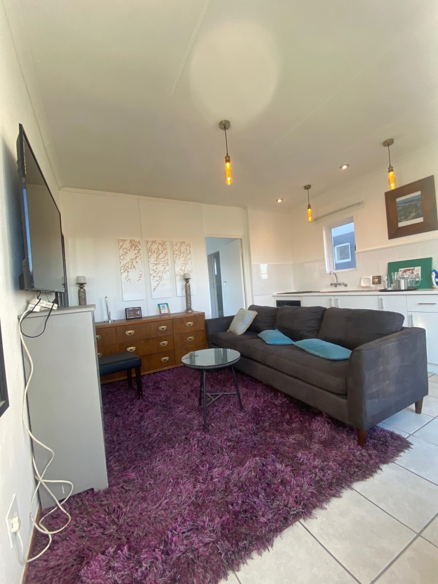To Let 1 Bedroom Property for Rent in Strand South Western Cape